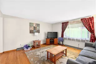 43 Kenridge Dr, Kennedy Township, PA 15136 - Photo 4