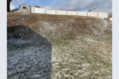 117 Delrose Dr, Liberty Boro, PA 15133 - Photo 2