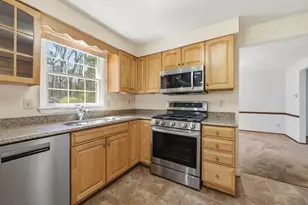 1608 Tamarack Dr, Pittsburgh, PA 15101 - Photo 8