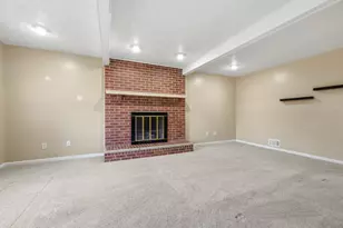 1608 Tamarack Dr, Pittsburgh, PA 15101 - Photo 2