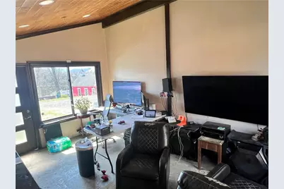 5815 Route 711, Saint Clair Township, PA 15944 - Photo 24