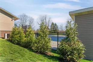 323 Ridge Point Cir, South Fayette, PA 15017 - Photo 8