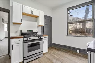 1306 Complete St, Pittsburgh, PA 15212 - Photo 4