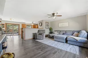 1024 Warren Rd, Sugarcreek Boro, PA 16323 - Photo 4