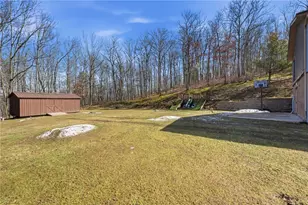 1024 Warren Rd, Sugarcreek Boro, PA 16323 - Photo 36