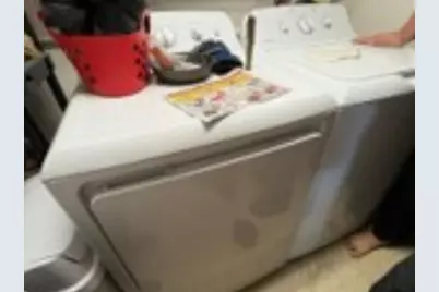 118 Delrose Dr, Liberty Boro, PA 15133 - Photo 10