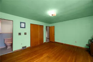 349 Dinnerbell Rd, Penn Township, PA 16002 - Photo 10