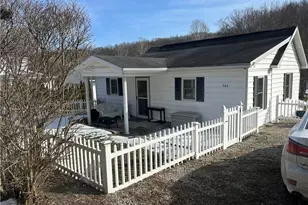 364 Messmore Rd, McClellandtown, PA 15458 - Photo 1