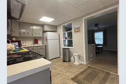 364 Messmore Rd, McClellandtown, PA 15458 - Photo 4