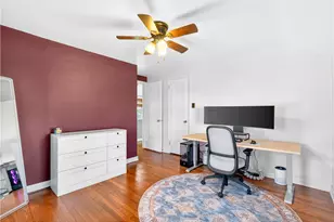 2808 Herron Ln, Pittsburgh, PA 15116 - Photo 16