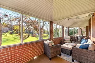 2808 Herron Ln, Pittsburgh, PA 15116 - Photo 20