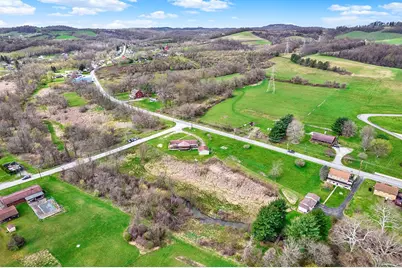 2533 W Crawford Ave, Dunbar Township, PA 15425 - Photo 34