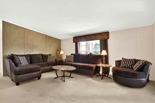 2533 W Crawford Ave, Dunbar Township, PA 15425 - Photo 16