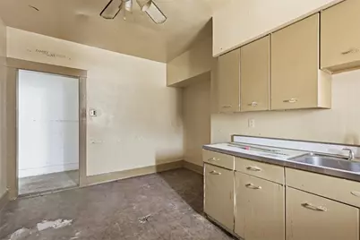 618 Broadway Ave, Stowe Township, PA 15136 - Photo 18