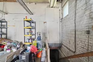 618 Broadway Ave, Stowe Township, PA 15136 - Photo 32