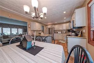 925 Lindenwood Dr, Pittsburgh, PA 15234 - Photo 10