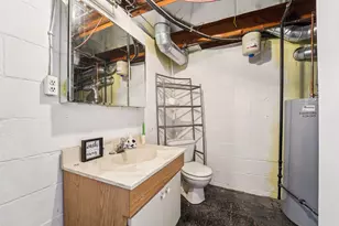 139 Peters Dr, Pittsburgh, PA 15116 - Photo 20