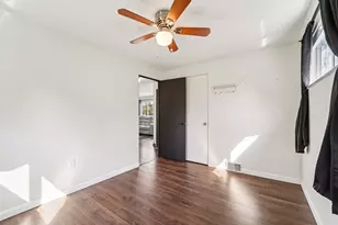 139 Peters Dr, Pittsburgh, PA 15116 - Photo 14