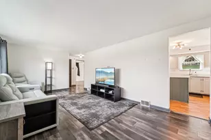 139 Peters Dr, Pittsburgh, PA 15116 - Photo 8