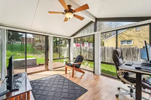 139 Peters Dr, Pittsburgh, PA 15116 - Photo 24