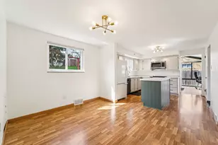 139 Peters Dr, Pittsburgh, PA 15116 - Photo 10