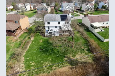 644 Northaven Circle, Pittsburgh, PA 15116 - Photo 2