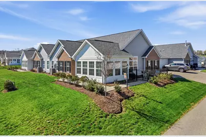 1042 Forest Oaks Drive, Center Township, PA 16001 - Photo 28