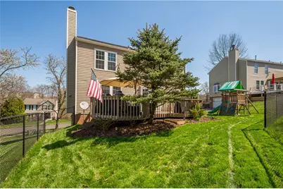 283 Shady Glen Dr, Moon/Crescent Twp, PA 15108 - Photo 4