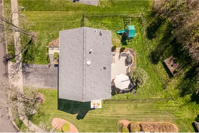 283 Shady Glen Dr, Moon/Crescent Twp, PA 15108 - Photo 6