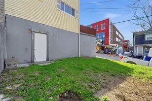 1656 Dellrose St, Pittsburgh, PA 15210 - Photo 40