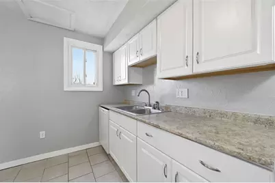 1656 Dellrose St, Pittsburgh, PA 15210 - Photo 16