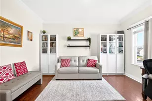 1055 Livorno Dr, Collier Township, PA 15071 - Photo 22