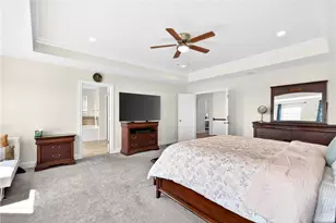 1055 Livorno Dr, Collier Township, PA 15071 - Photo 28