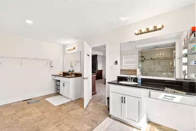 1055 Livorno Dr, Collier Township, PA 15071 - Photo 32