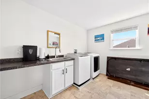 1055 Livorno Dr, Collier Township, PA 15071 - Photo 40