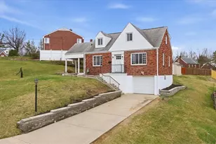 44 Ruthfred Dr, Pittsburgh, PA 15241 - Photo 2