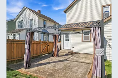 69 Wengler Ave, Sharon, PA 16146 - Photo 8