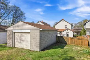 69 Wengler Ave, Sharon, PA 16146 - Photo 10