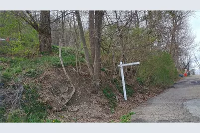 1801 13th Ave, Beaver Falls, PA 15010 - Photo 10