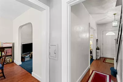 821 Greenfield Ave, Pittsburgh, PA 15217 - Photo 14