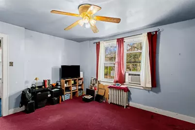 821 Greenfield Ave, Pittsburgh, PA 15217 - Photo 26