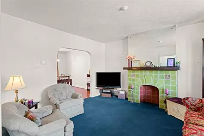 821 Greenfield Ave, Pittsburgh, PA 15217 - Photo 6