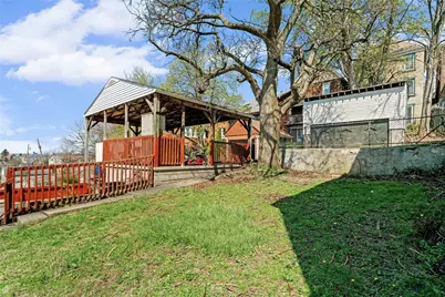 821 Greenfield Ave, Pittsburgh, PA 15217 - Photo 34