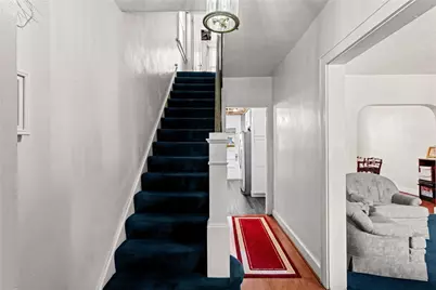 821 Greenfield Ave, Pittsburgh, PA 15217 - Photo 16