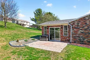 625 Stamford Dr, Hempfield Township, PA 15601 - Photo 26