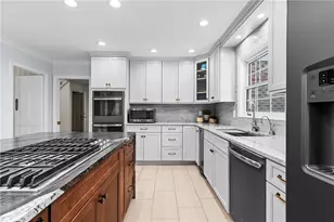 105 Grouse Ln, Sewickley, PA 15143 - Photo 6