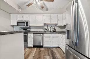 203 Piper Ln, Twp of But NW, PA 16001 - Photo 12