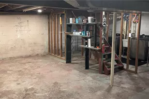 250 Woodridge Dr, Carnegie, PA 15106 - Photo 28