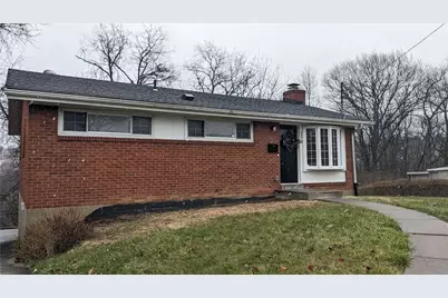 250 Woodridge Dr, Carnegie, PA 15106 - Photo 1