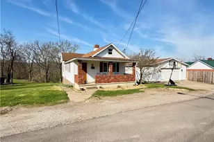 1350 Paradise Ave, Washington Township, PA 15012 - Photo 1